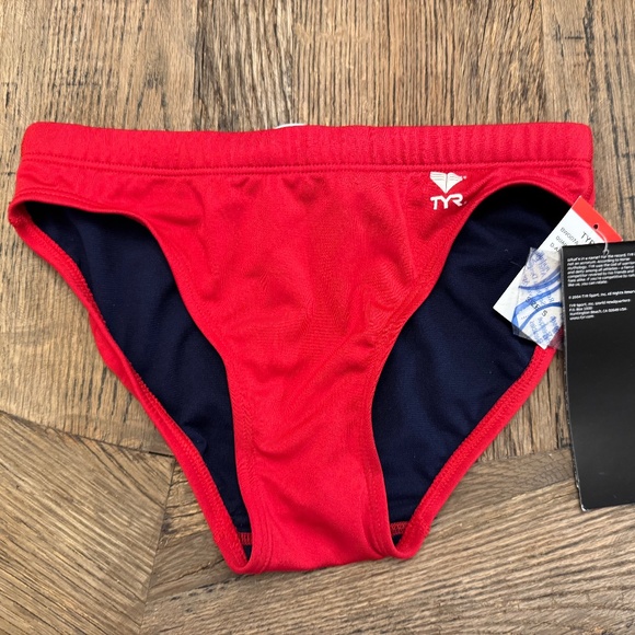 TYR NWT Durafast Stretch Red Bikini Bottom Size Small - Picture 1 of 3